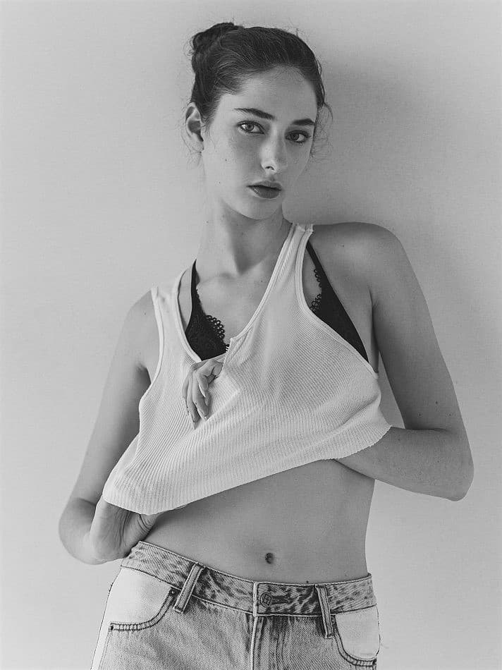 Alison W — photo 5